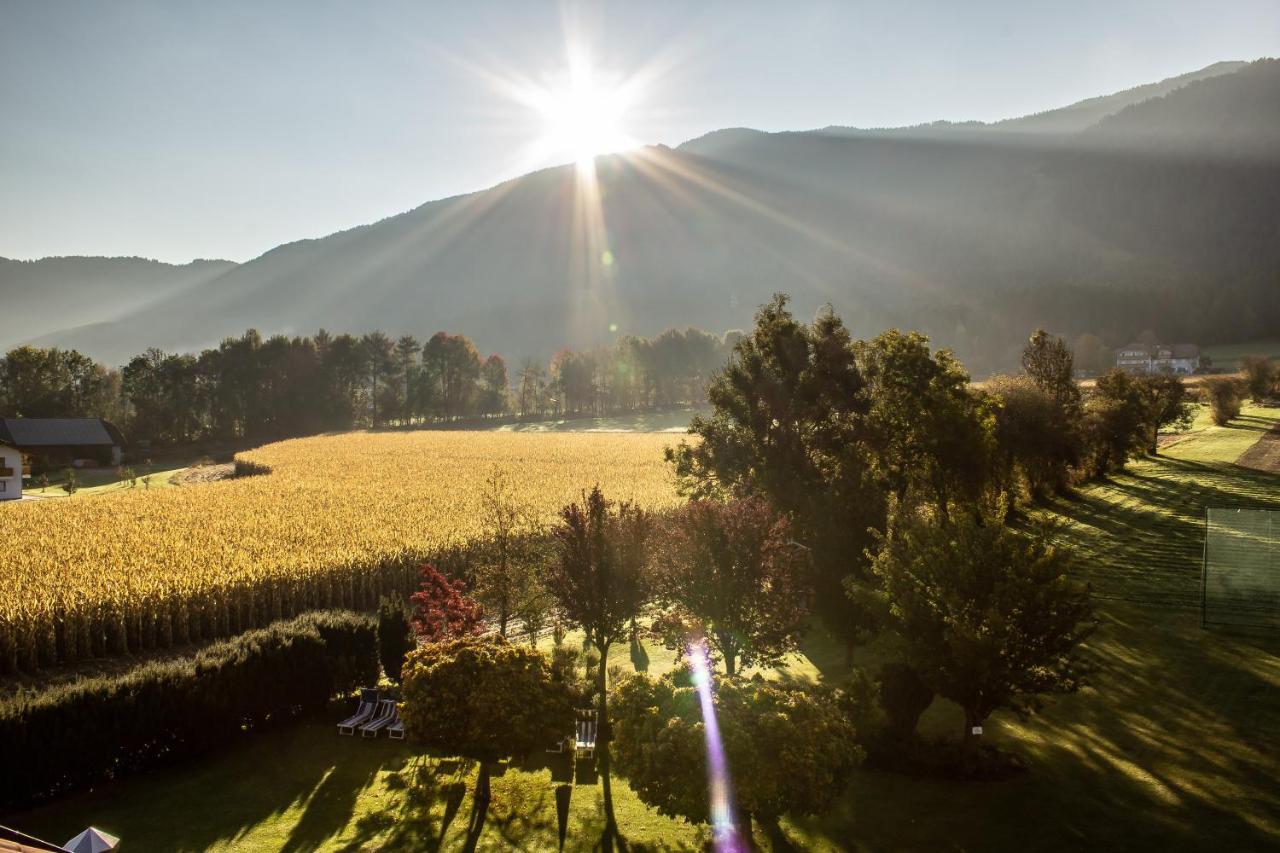 Schoenblick - Sport & Active Hotel Brunico Luaran gambar